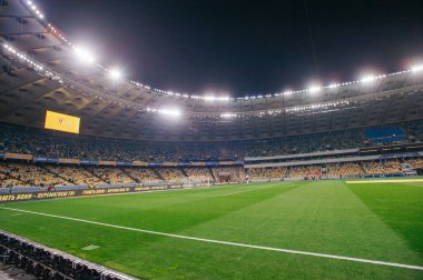 Kyiv, Ukrayna - 14 Ekim 2019: Euro 2020 Ukrayna ile Portekiz karşılaşması öncesinde Olimpiyat Stadyumu manzarası