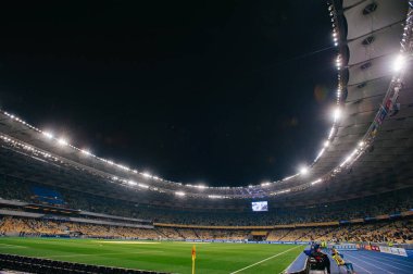 Kyiv, Ukrayna - 14 Ekim 2019: Euro 2020 Ukrayna ile Portekiz karşılaşması öncesinde Olimpiyat Stadyumu manzarası