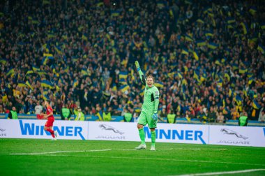 Kyiv, Ukrayna - 14 Ekim 2019: EURO 2020 'de Portekiz Olimpiyat Stadyumu' nda oynanan karşılaşmada Ukrayna kaptanı kaleci Andriy Pyatov