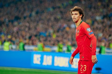 Kyiv, Ukrayna - 14 Ekim 2019: Portekiz milli takımı Joao Felix 'in Ukrayna Olimpiyat Stadyumu' nda oynanan karşılaşma sırasında oynadığı duygusal portresi