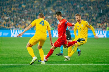 Kyiv, Ukrayna - 14 Ekim 2019: Portekiz milli takımının kaptanı ve forveti Cristiano Ronaldo, EURO 2020 ile Ukrayna Olimpiyat Stadyumu arasındaki ön eleme maçında