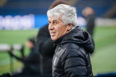 Kharkiv, Ukrayna - 10 Aralık 2019: Gian Piero Gasperini UEFA Lig şampiyonları Atalanta - Shakhtar
