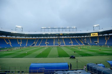 KHARKIV, UKRAINE - 14 Temmuz 2020 Metalist Stadyumu. PFL Metallist-1925 Avangard Futbol Maçı