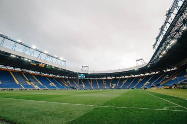 KHARKIV, UKRAINE - 14 Temmuz 2020 Metalist Stadyumu. PFL Metallist-1925 Avangard Futbol Maçı