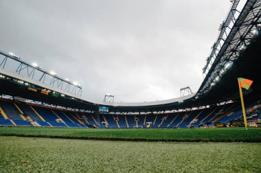 KHARKIV, UKRAINE - 14 Temmuz 2020 Metalist Stadyumu. PFL Metallist-1925 Avangard Futbol Maçı