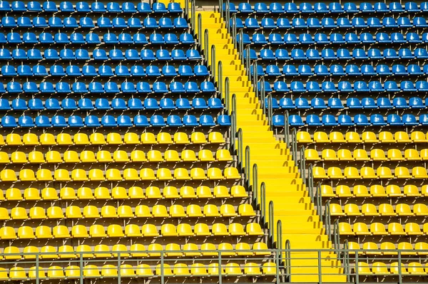 Blau Gelbe Leere Stadionsitze — Stockfoto