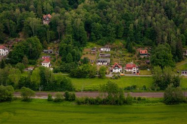 Sakson ormanındaki Alman köyü.
