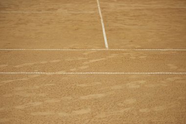 Kum tenisi kortu. Spor geçmişi. Tenis t-line