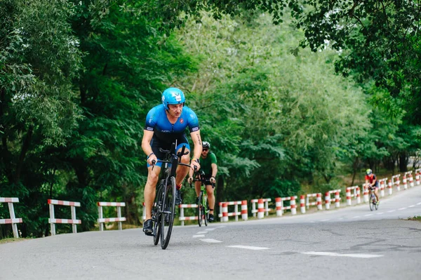 Kharkiv Ukraine Srpna 2020 Triaton Cyklista Triatlonista Závodní Kolo Během — Stock fotografie