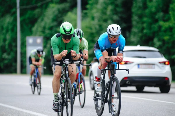 Kharkiv Ukraine Agosto 2020 Triathon Ciclista Triatleta Ciclista Bicicleta Corrida — Fotografia de Stock