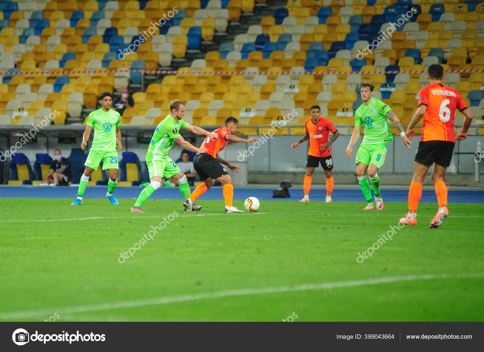 Kharkiv Ukraine Agosto 2020 Ação Jogo Futebol Liga Europa Shakhtar — Fotografia de Stock ...