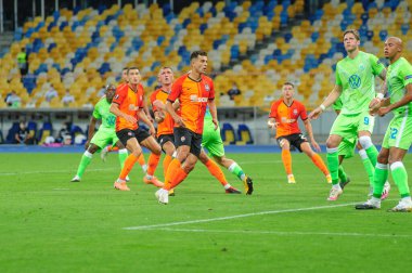KHARKIV, UKRAINE - 5 Ağustos 2020: Lig Europa Shakhtar - Wolfsburg maçında aksiyon. Halka açık etkinliklere izin var. CV salgını sırasında Avrupa sporu.