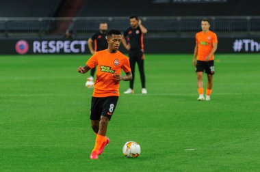 Gelsenkirchen, Almanya - 11 Ağustos 2020: Marcos Antonio, League Europa Shakhtar vs Basel 'in futbol maçında. Halka açık etkinliklere izin var. CV salgını sırasında Avrupa sporu.