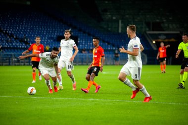 Gelsenkirchen, Almanya - 11 Ağustos 2020: Marcos Antonio, League Europa Shakhtar vs Basel 'in futbol maçında. Halka açık etkinliklere izin var. CV salgını sırasında Avrupa sporu.