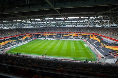 Düsseldorf, Almanya - 16 Ağustos 2020: Düsseldorf 'taki Esprit Arena spor kompleksinin fotoğrafı. 