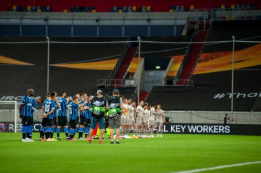 DÜKSELDORF, GERMANY - 17 AĞUSTOS 2020: Düsseldorf 'taki Esprit Arena Spor Kompleksi' nde oynanan UEFA Avrupa Ligi Shakhtar - Inter maçı. 