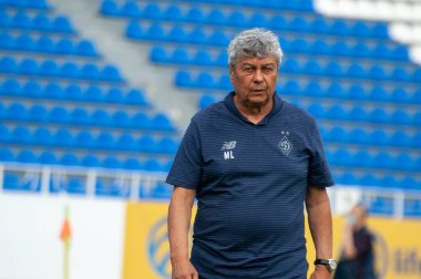 KYIV, UKRAINE - 21 Ağustos 2020: Mircea Lucescu Dinamo Kyiv 'in teknik direktörü