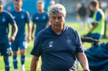 KYIV, UKRAINE - 21 Ağustos 2020: Mircea Lucescu Dinamo Kyiv 'in teknik direktörü