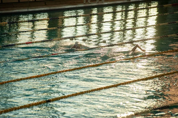 Foto Respingo Água Piscina Salpicos Água — Fotografia de Stock