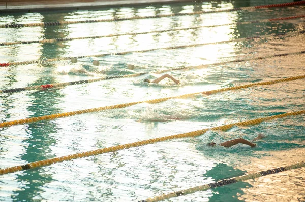 Foto Von Wasserspritzern Schwimmbad Wasser Plätschert — Stockfoto