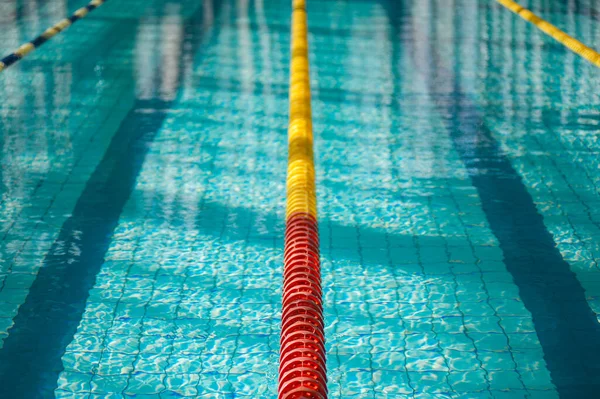 Piscina Sportiva Corsie Nuoto Divise Nuotatori — Foto Stock