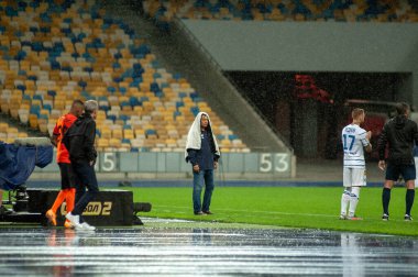 KYIV, UKRAINE - 25 Ağustos 2020: Mircea Lucescu, Ukrayna Süper Kupası FC Shakhtar maçında teknik direktör ve teknik direktör.