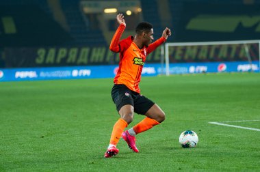 Kharkiv, Ukrayna - 4 Mart 2020: Tete, Shakhtar Donetsk 'in orta saha oyuncusu UPL Shakhtar - Dnipro-1