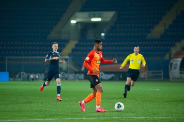 Kharkiv, Ukrayna - 4 Mart 2020: Tete, Shakhtar Donetsk 'in orta saha oyuncusu UPL Shakhtar - Dnipro-1