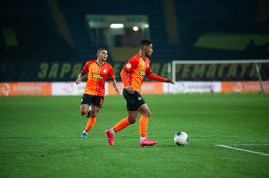 Kharkiv, Ukrayna - 4 Mart 2020: Tete, Shakhtar Donetsk 'in orta saha oyuncusu UPL Shakhtar - Dnipro-1