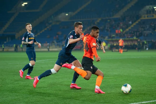 Kharkiv, Ukrayna - 4 Mart 2020: Tete, Shakhtar Donetsk 'in orta saha oyuncusu UPL Shakhtar - Dnipro-1