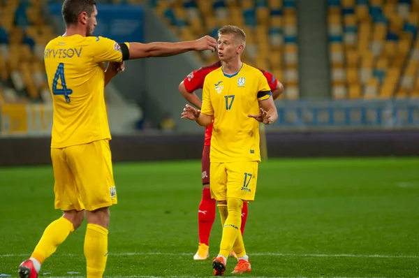 乌克兰利沃夫 2020年9月3日 Oleksandr Zinchenko在欧洲足球联盟国家乌克兰对瑞士足球赛中的表现 — 图库照片