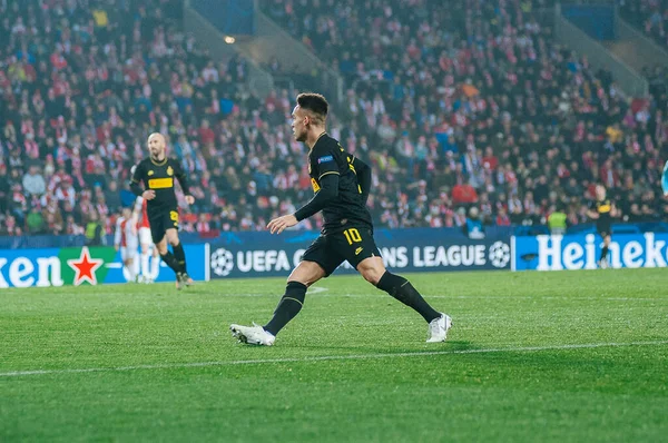 Prag, Çek Cumhuriyeti - 27 Kasım 2019: Lautaro Martinez UEFA Şampiyonlar Ligi Slavia vs Inter maçında.