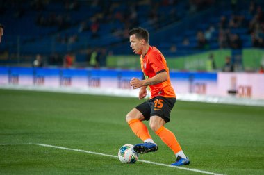 Kharkiv, Ukrayna - 27 Eylül 2019: Yevhen Konoplyanka Ukrayna Premier Ligi Shakhtar Donetsk-Vorskla Poltava maçında