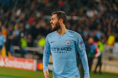 KHARKIV, UKRAINE - 23 Ekim 2018: Profesyonel futbolcu Bernardo Silva UEFA Şampiyonlar Ligi karşılaşmasında Shakhtar - Manchester City Metalist Stadyumu 'nda oynadığı gol sonrasında
