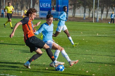 Kharkiv, Ukrayna - 23 Ekim 2018: Ian Carlo Poveda UEFA Şampiyonlar Ligi Shakhtar - Manchester City