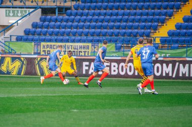 Kharkiv, Ukrayna - 5 Ekim 2019: Ukrayna profesyonel lig Metalisti 1925 - Mykolaiv maçı. Yağmur sporu günü