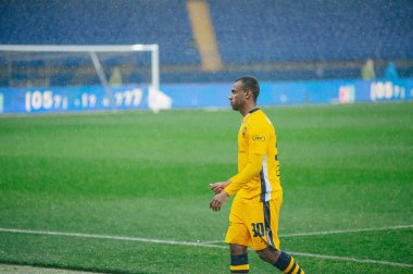 Kharkiv, Ukrayna - 5 Ekim 2019: Ukrayna profesyonel lig Metalisti 1925 - Mykolaiv maçı. Yağmur sporu günü