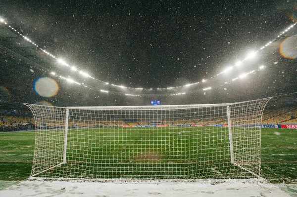 Kiev Ucrania Diciembre 2018 Campo Puerta Fútbol Snowfall Durante Partido — Foto de Stock