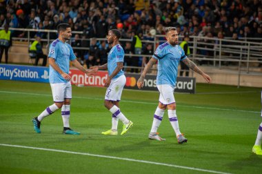 Kharkiv, Ukrayna - 18 Eylül 2019: Manchester City 'nin Bernardo Silva futbol oyuncusu UEFA Şampiyonlar Ligi maçı sırasında Metalist Stadyumu' nda Shakhtar 'a karşı