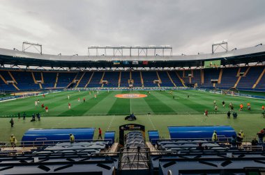 Kharkiv, Ukrayna - 13 Mayıs 2018: OSK Metalist 'in gündüz maçındaki arka görünümü - Veres