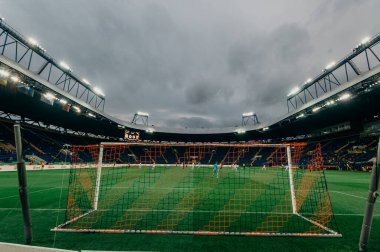 Kharkiv, Ukrayna - 13 Mayıs 2018: OSK Metalist 'in gündüz maçındaki arka görünümü - Veres