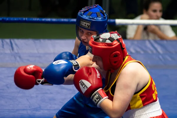 Kharkiv Ucrânia Outubro 2020 Meninas Boxeadoras Luta Ringue Durante Copa — Fotografia de Stock