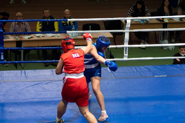 Kharkiv Ucrânia Outubro 2020 Meninas Boxeadoras Luta Ringue Durante Copa — Fotografia de Stock