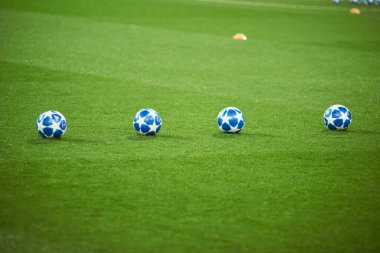 KHARKIV, UKRAINE - 19 Eylül 2018: Football adidas. Futbol karşılaşması UEFA Şampiyonlar Ligi 2018 FC Shakhtar - TSG Hoffenheim