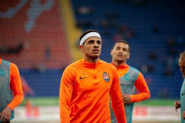 Kharkiv, Ukrayna - 11 Mayıs 2019: Ukrayna Premier Ligi FC Shakhtar Donetsk FC Olexandriya maçından önce yakın plan portre kaptanı Taison