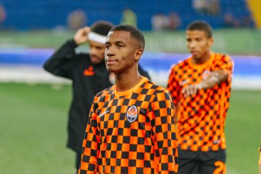 KHARKIV, UKRAINE - 18 Ekim 2019: Marcos Antonio UPL Shakhtar - Kolos Olimpiyat Milli Futbol Takımı 'nda futbol maçı sırasında sahada. 