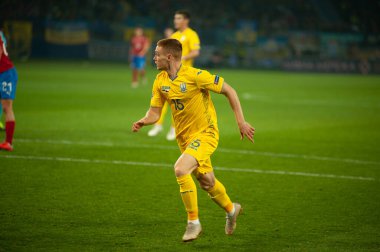 KHARKIV, UKRAINE - 16 Ekim 2018: UEFA Lig Milletlerinde Viktor Tsygankov Ukrayna - Çek Cumhuriyeti Metalist Stadyumu 'nda