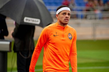 Kharkiv, Ukrayna - 11 Mayıs 2019: Ukrayna Premier Ligi FC Shakhtar Donetsk FC Olexandriya maçından önce yakın plan portre kaptanı Taison