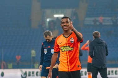KHARKIV, UKRAINE - 18 Ekim 2019: Marcos Antonio UPL Shakhtar - Kolos Olimpiyat Milli Futbol Takımı 'nda futbol maçı sırasında sahada. 