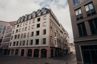 Dresden, Almanya - 13 Mart 2020: eski bina